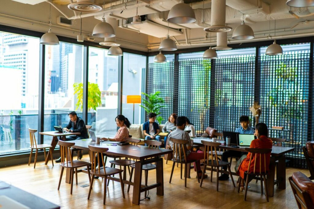 How to Thrive in a Coworking Environment